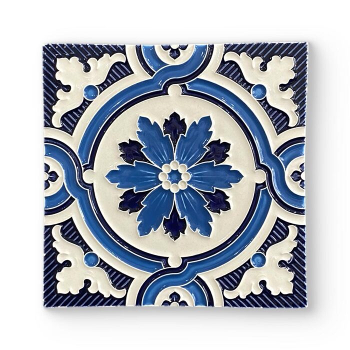 1.1.1 azulejo português relevo 8