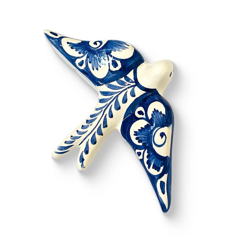 andorinha cerâmica pintada á mão padrão azul