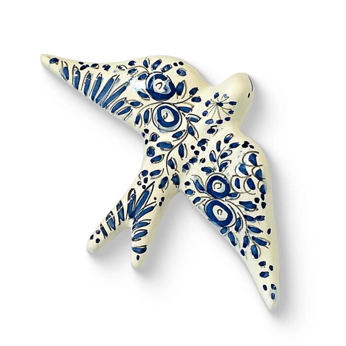 andorinha cerâmica pintada á mão padrão coimbra azul