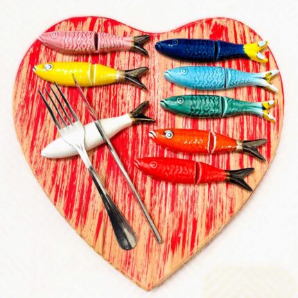 sardinha em ceramica pousa talheres