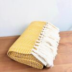 manta algodão amarela