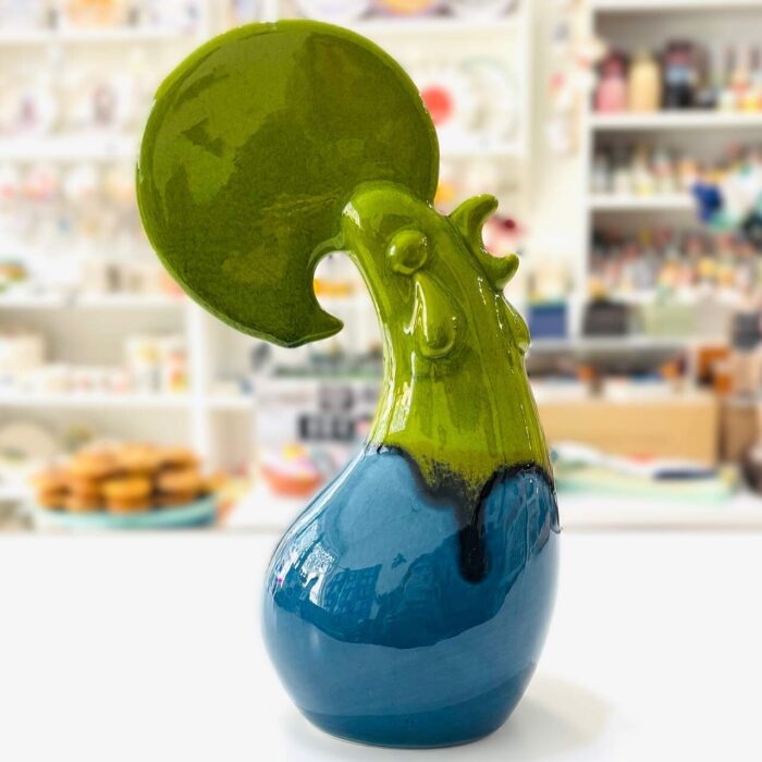 galo de barcelos na cor verde