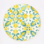 base em ceramica para quentes com padrão de azulejos amarelo e verde