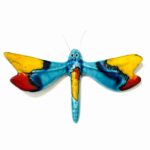 libelinha em ceramica em azul e amarelo