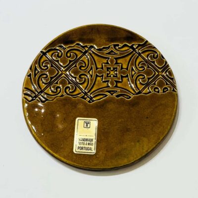 base para copos em ceramica na cor amarela