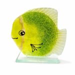 peixe de vidro na cor verde
