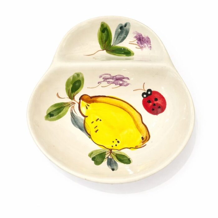 azeitoneira em ceramica pintada á mão com padrão limões e uma joaninha vermelha