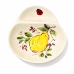 azeitoneira em ceramica pintada á mão com um limão e uma joaninha vermelha