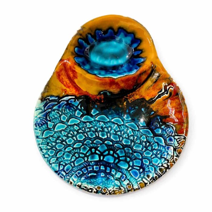 azeitoneira em ceramica pintada à mão nas cores azul e amarela