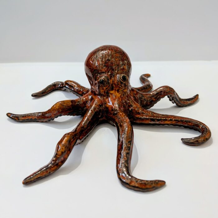 polvo em ceramica artesanal castanho